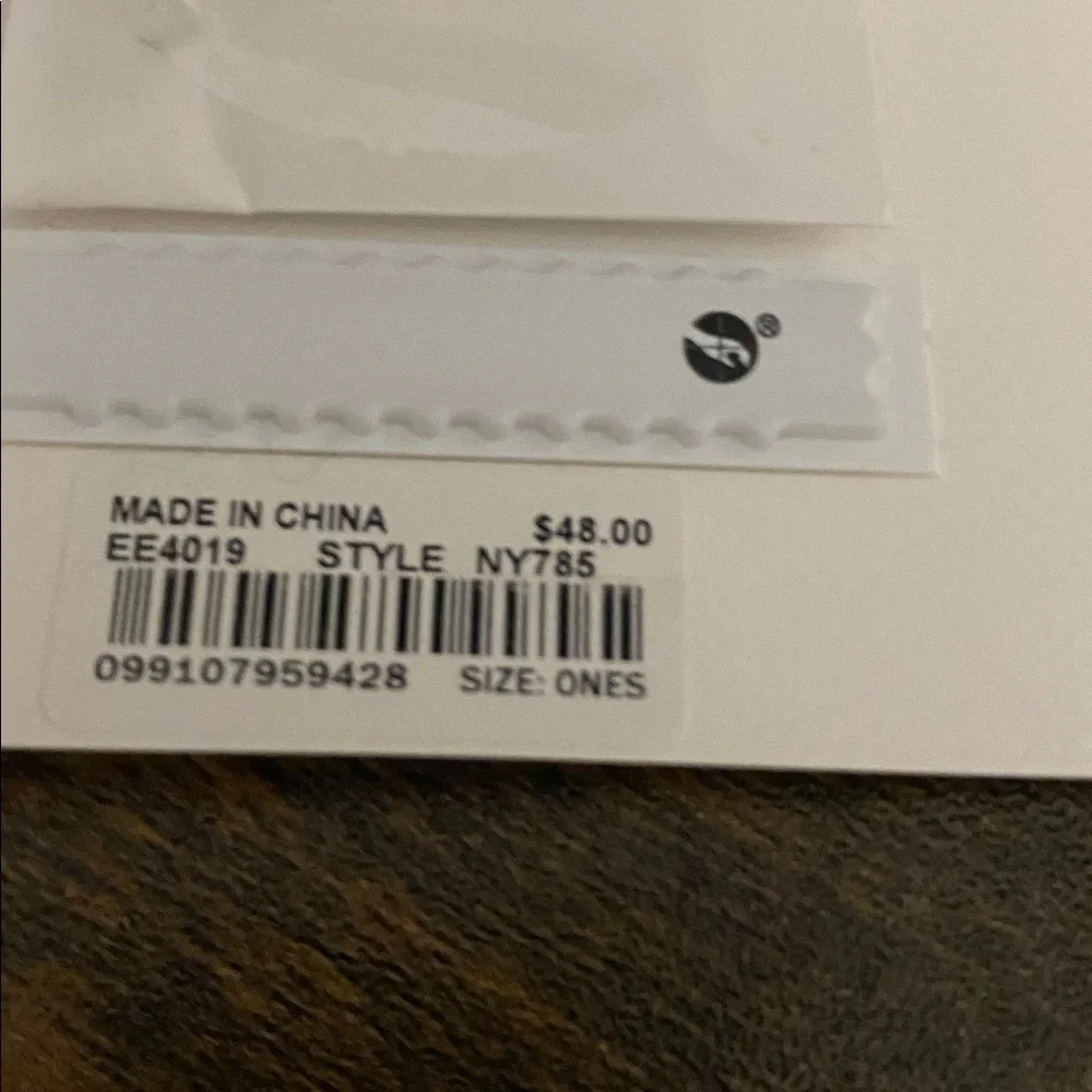 NWT MADEWELL Zodiac Taurus necklace with pendant - Picture 7 of 7